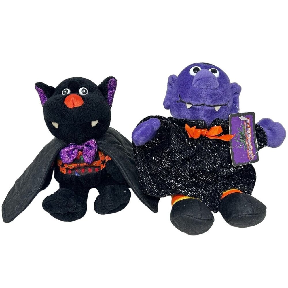 Vintage Walmart Halloween Plush Beanie Vampire Black Bat Shelf Sitter 9 Inch